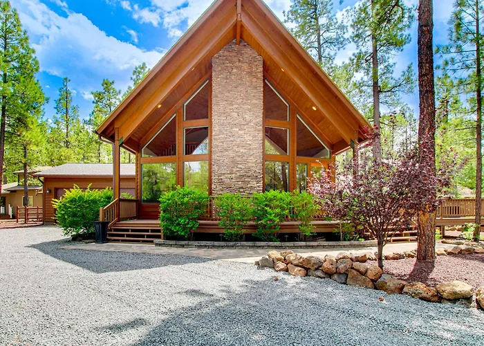 Wraparound Deck + Large Yard: Pinetop Home!