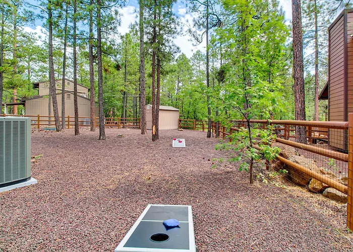 Wraparound Deck + Large Yard: Pinetop Home! * Indian Pine