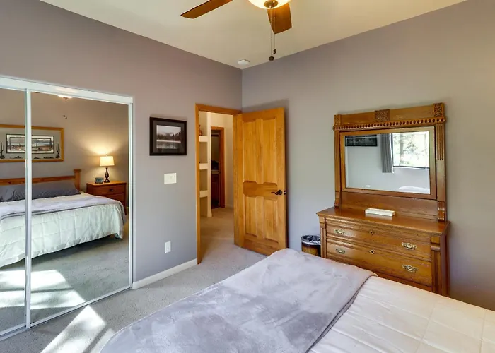 Wraparound Deck + Large Yard: Pinetop Home!